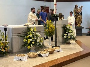 Emmausgang_03_Messfeier (3).jpg